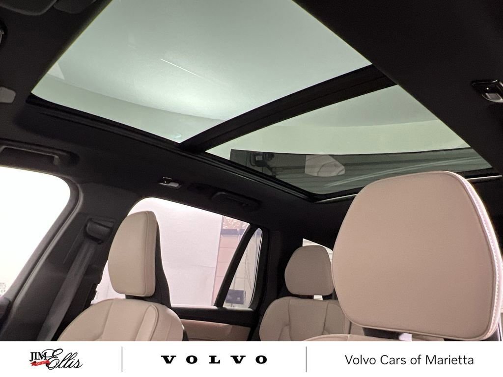 New 2026 Volvo XC90 B6 Plus w/ Protection Package Premier AWD/4WD image 14