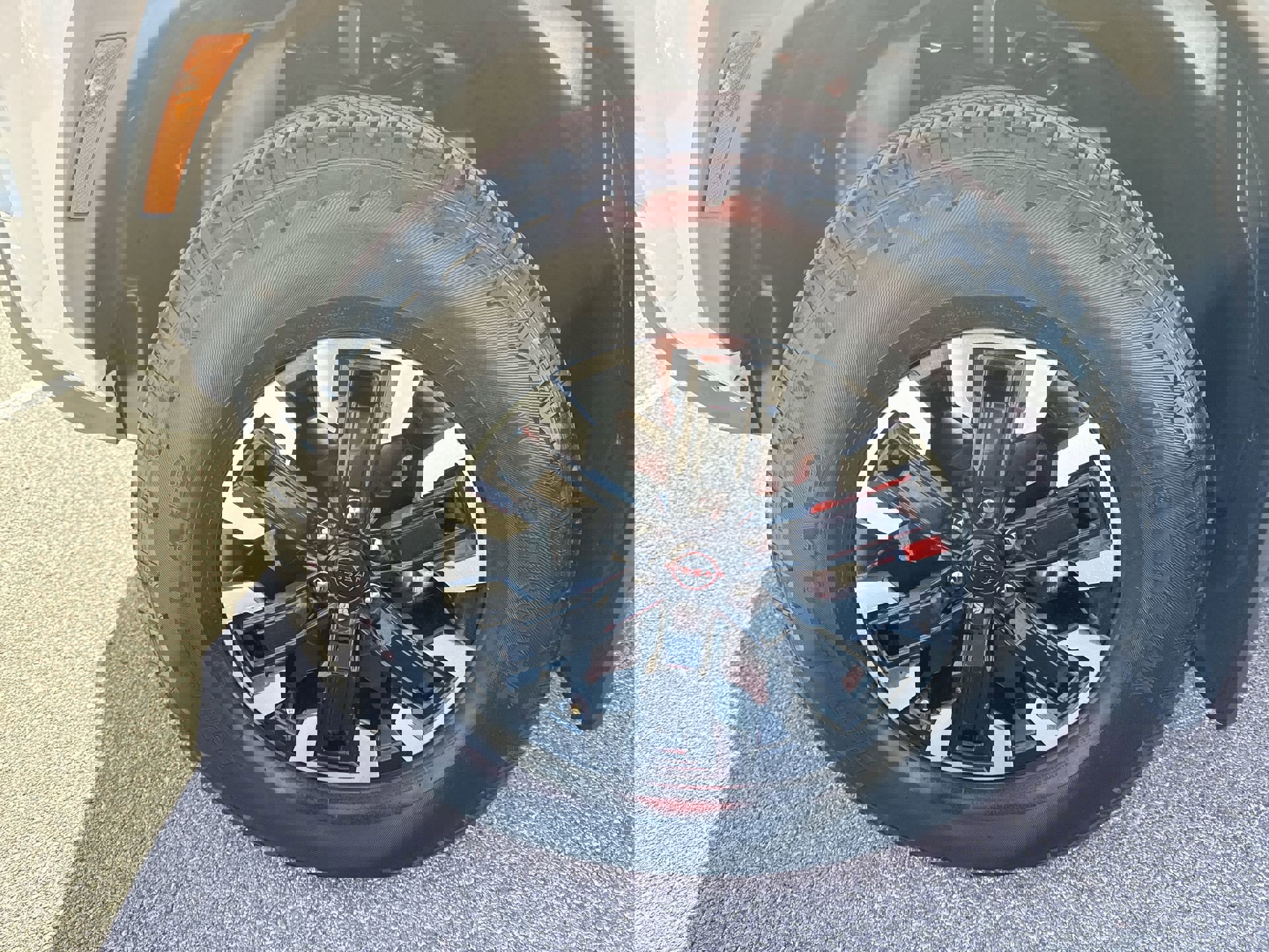 Used 2024 Nissan Frontier PRO-4X w/ Off-Road Protection Package image 18