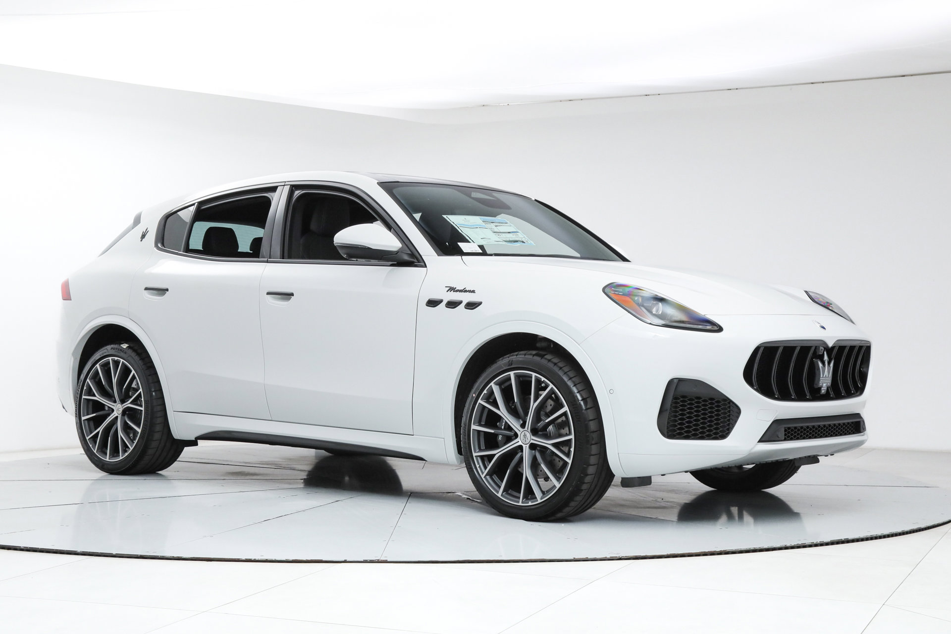 New 2026 Maserati Grecale Modena image 7