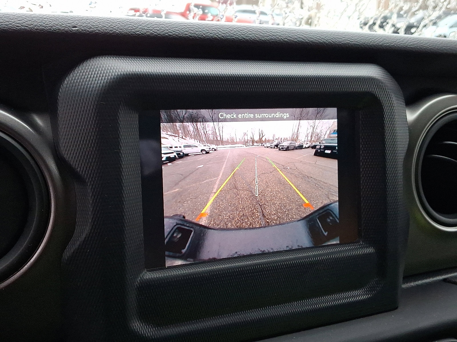 Certified 2023 Jeep Gladiator Willys image 19