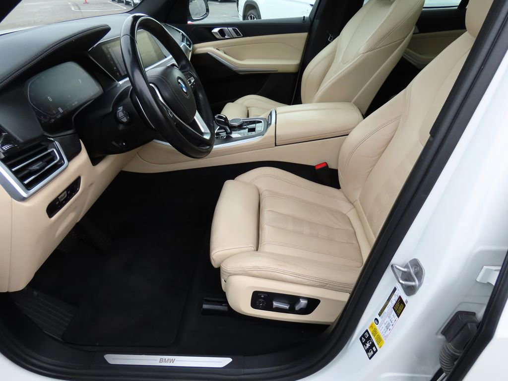 Used 2022 BMW X5 xDrive40i w/ Premium Package image 41