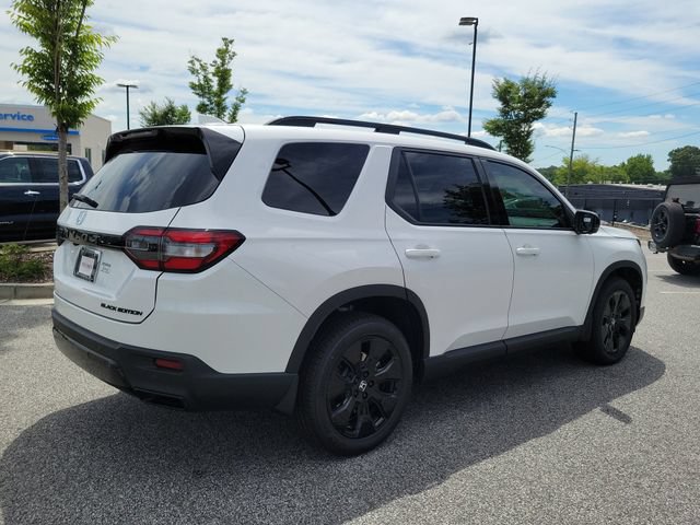 New 2026 Honda Pilot Black Edition image 4