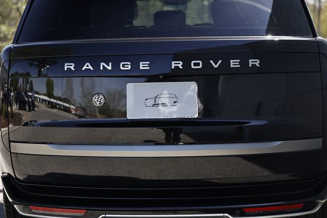 New 2026 Land Rover Range Rover Long Wheelbase SE image 10