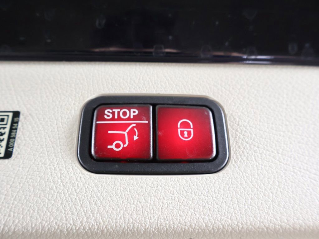 Used 2023 Mercedes-Benz EQS 580 4MATIC Sedan image 63