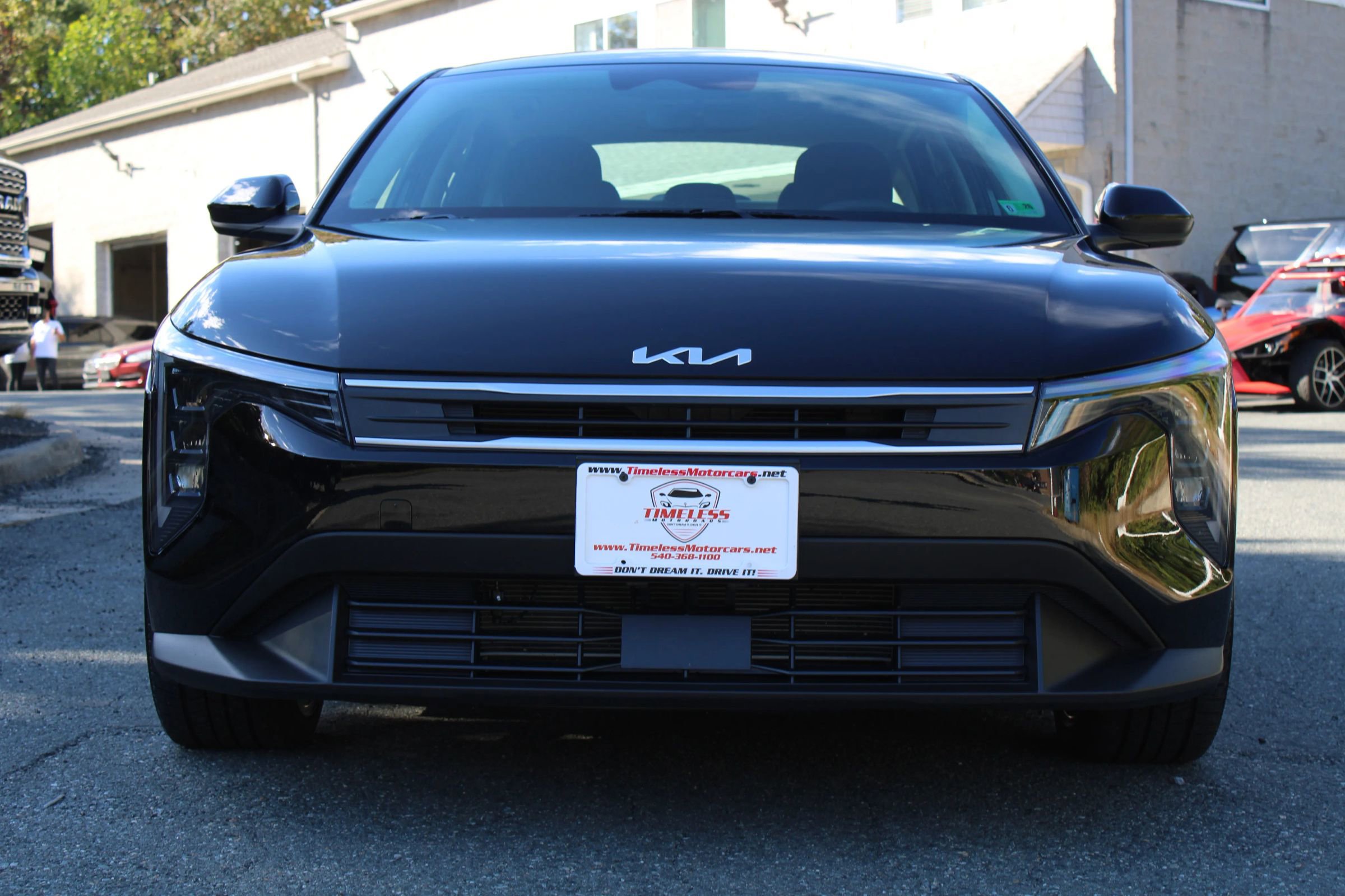 Used 2025 Kia K4 image 2