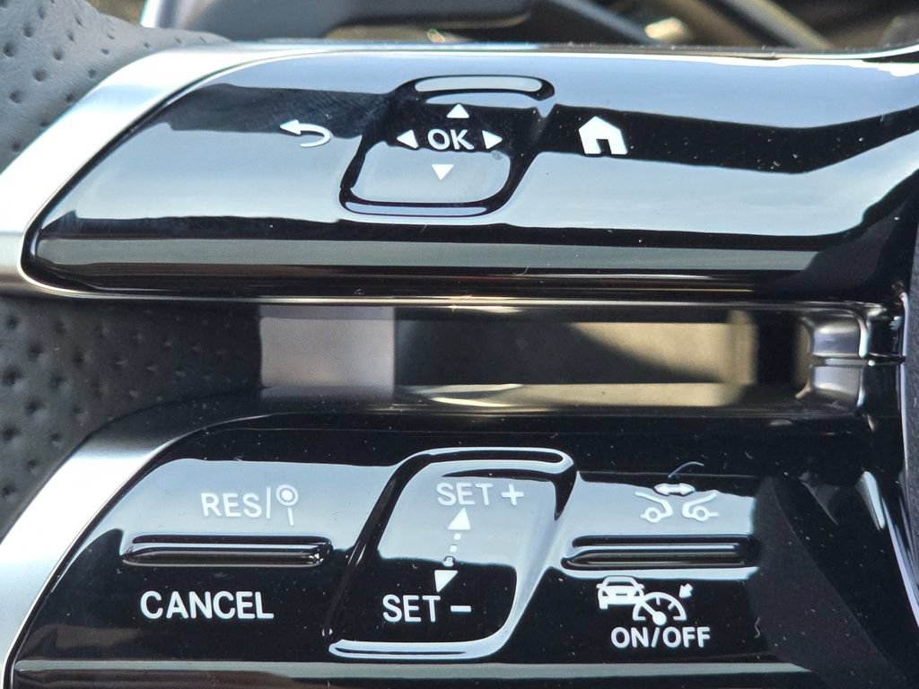 New 2026 Mercedes-Benz E 53 AMG e 4MATIC Sedan image 37