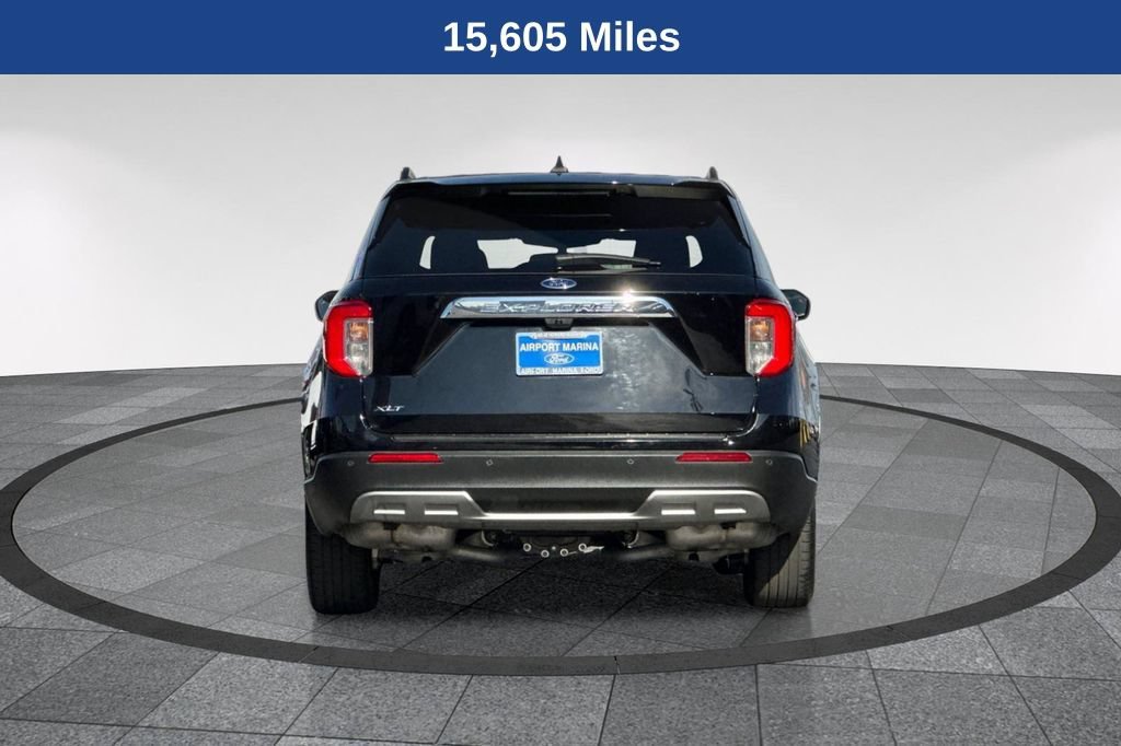 Certified 2023 Ford Explorer XLT w/ Equipment Group 202A RWD image 8