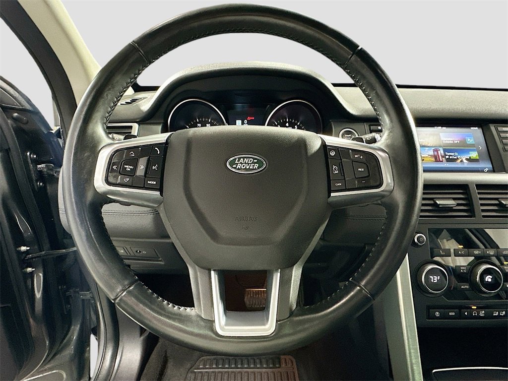Used 2018 Land Rover Discovery Sport HSE image 12