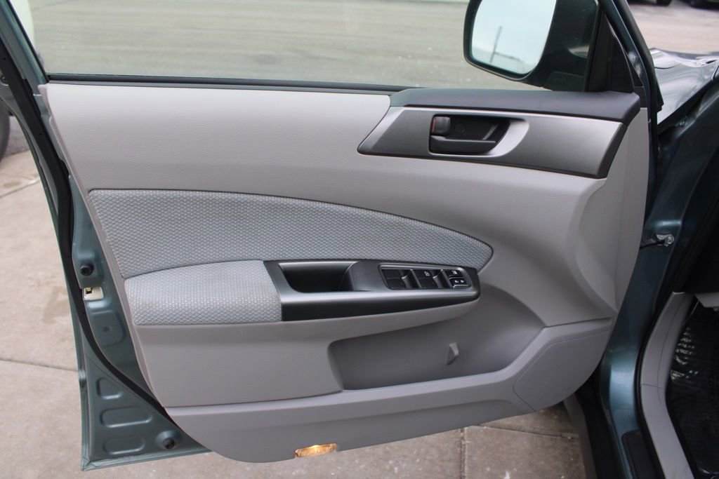 Used 2012 Subaru Forester 2.5X w/ Alloy Wheel Pkg image 18