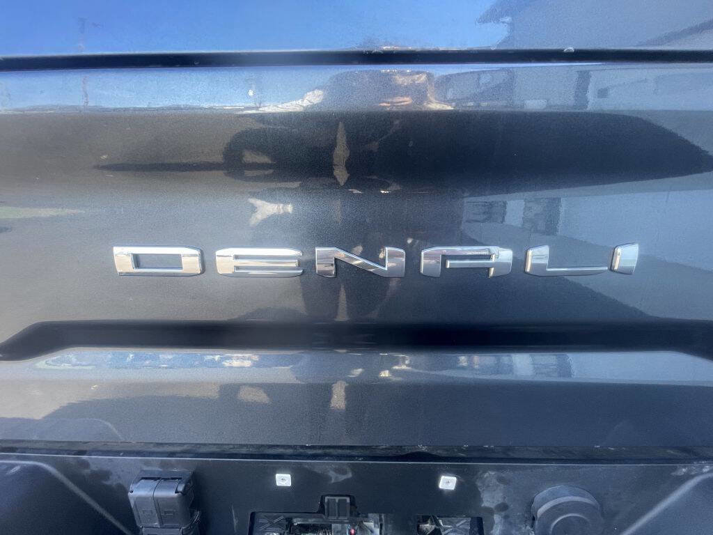 Used 2020 GMC Sierra 2500 Denali w/ Denali Ultimate Package image 9