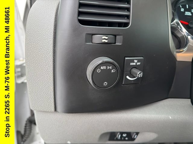 Used 2013 Chevrolet Silverado 2500 W/T AWD/4WD image 25