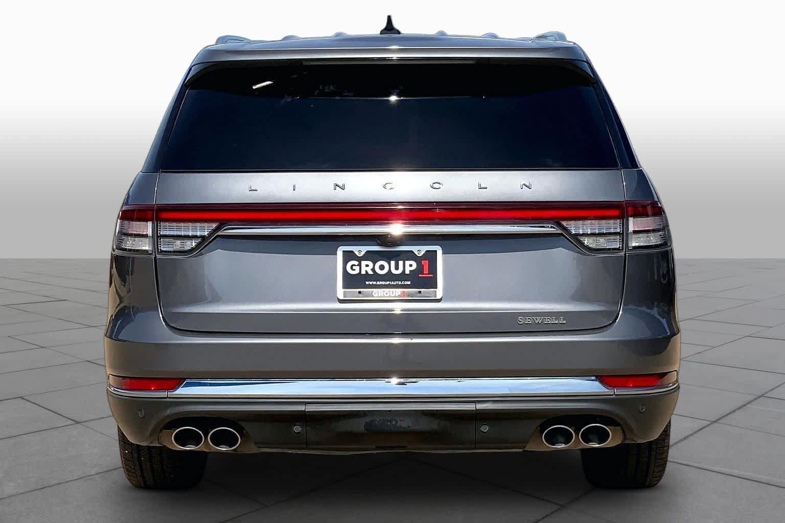 Used 2022 Lincoln Aviator Reserve w/ Equipment Group 201A AWD/4WD image 5