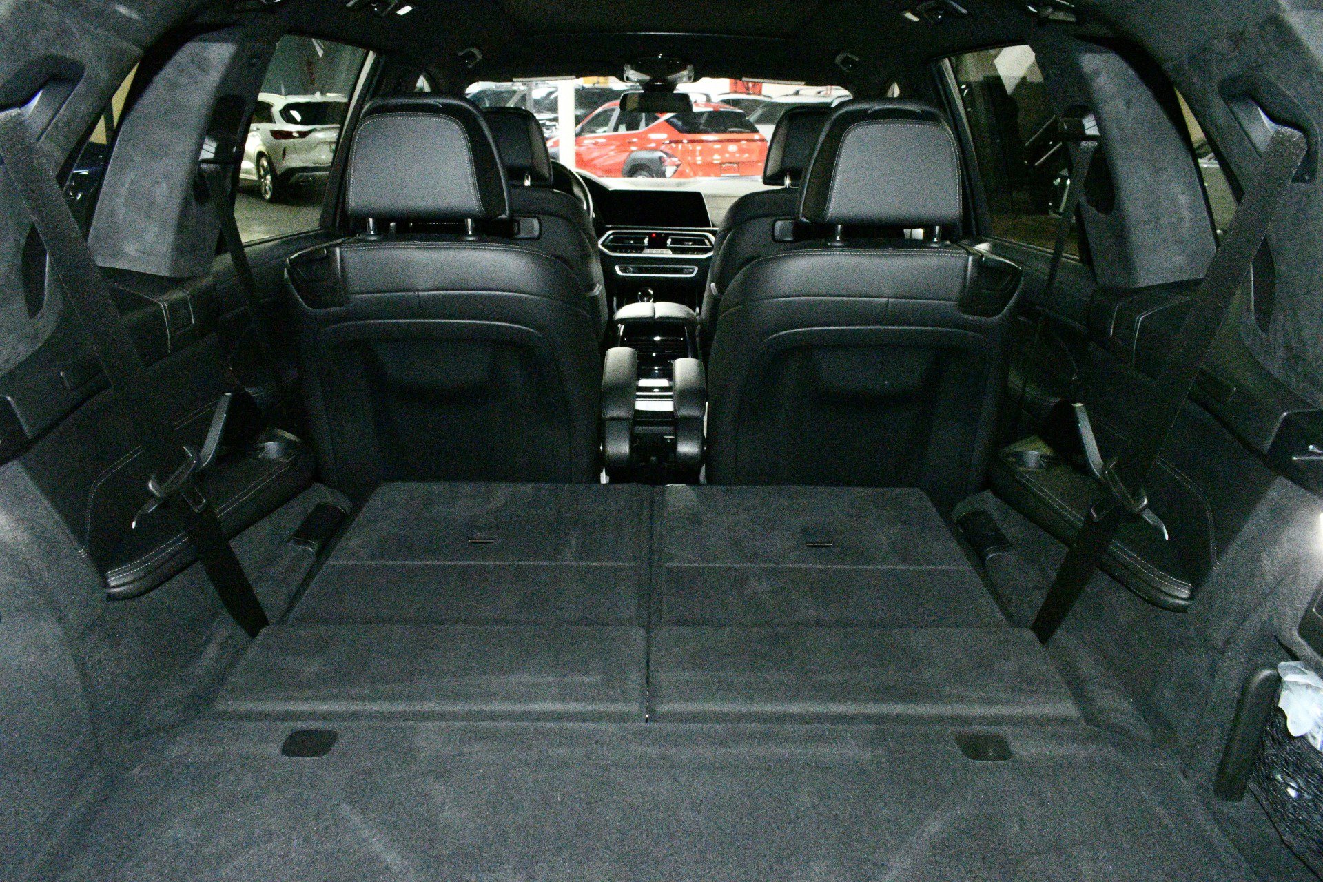 Used 2022 BMW X7 M50i w/ Luxury Seating Package image 96