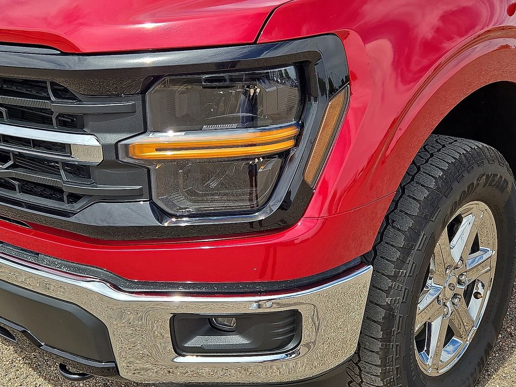 Used 2025 Ford F150 XLT w/ Equipment Group 301A Standard AWD/4WD image 9