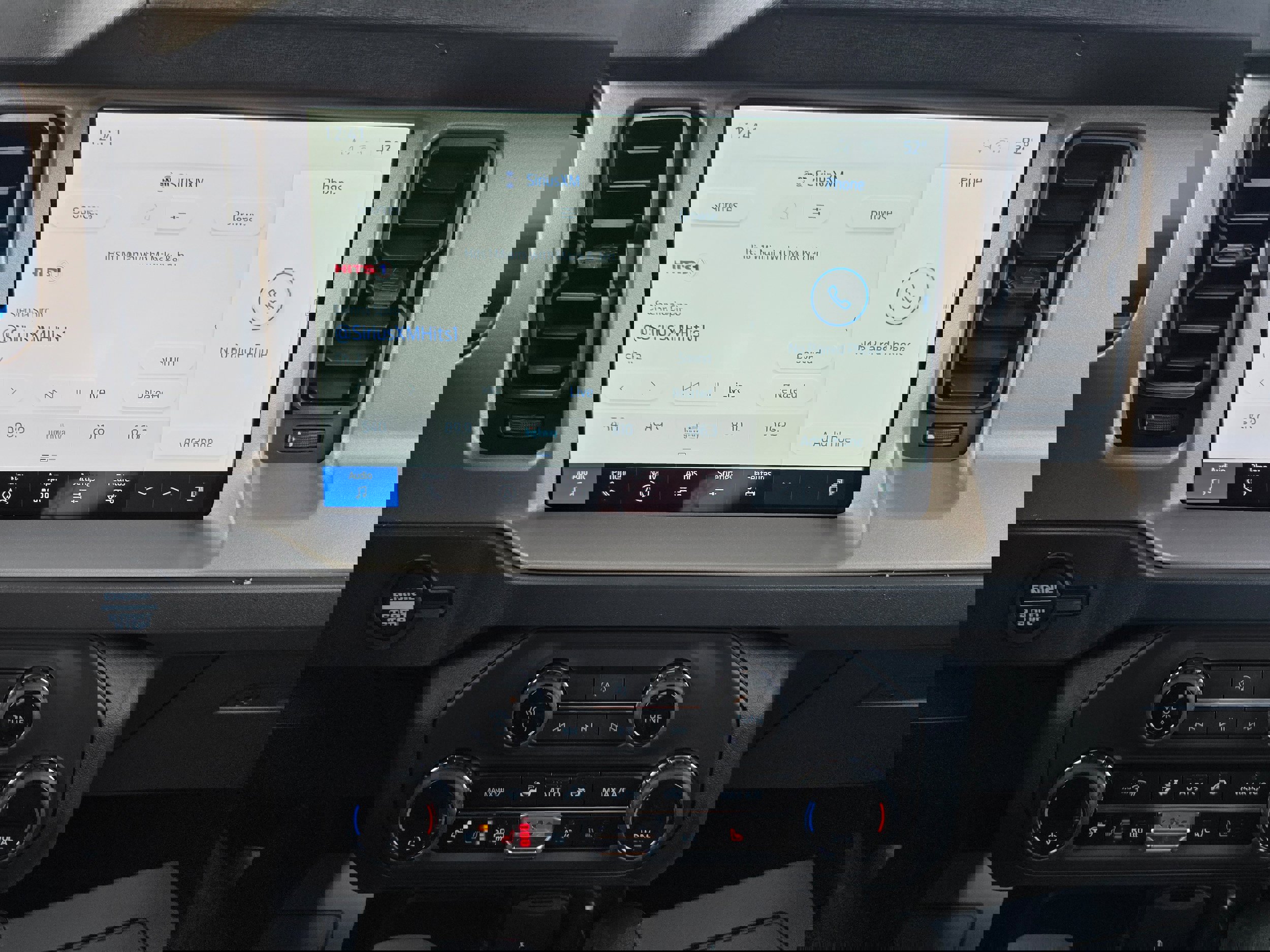 New 2025 Ford Bronco Outer Banks w/ Sasquatch Package image 19