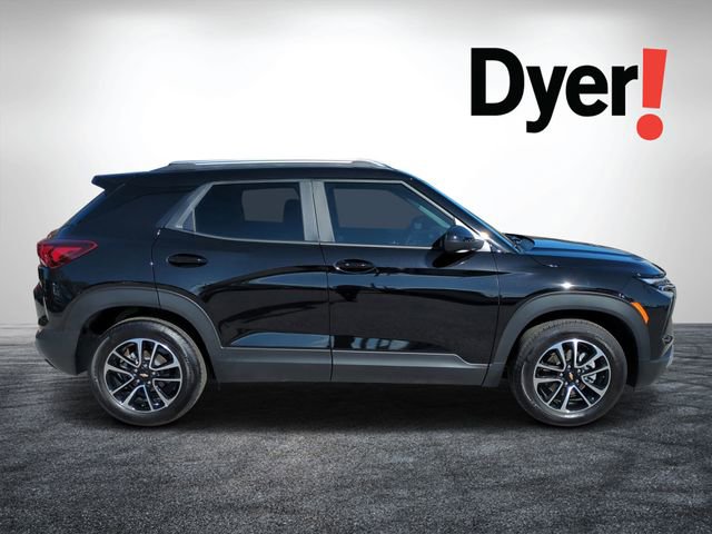 Certified 2026 Chevrolet TrailBlazer LT w/ Convenience Package image 2