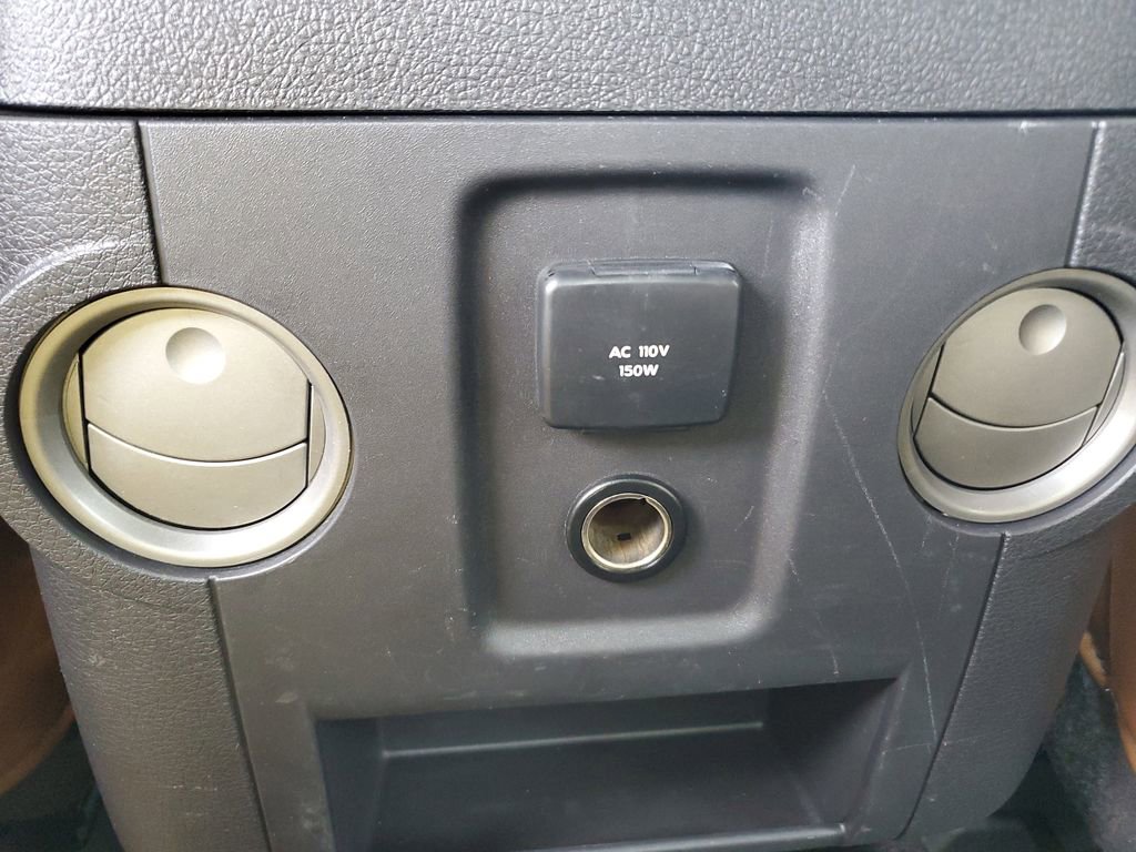 Used 2015 Ford F350 Platinum w/ FX4 Off-Road Package image 9