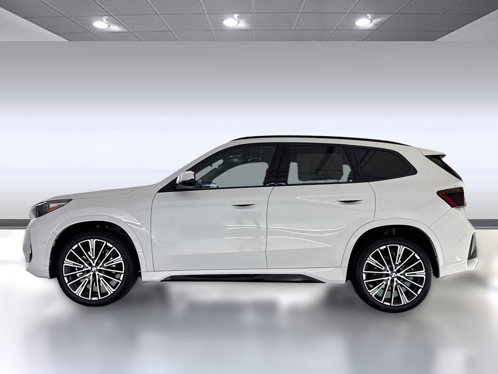 New 2026 BMW X1 xDrive28i w/ M Sport Package image 2