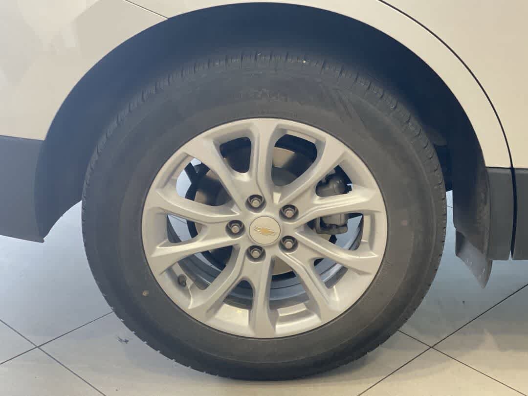 Used 2021 Chevrolet Equinox LS w/ LS Convenience Package AWD/4WD image 13
