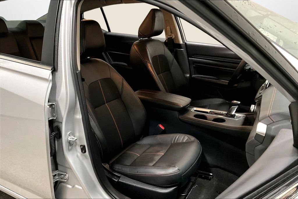 Used 2022 Nissan Altima 2.5 SR image 28
