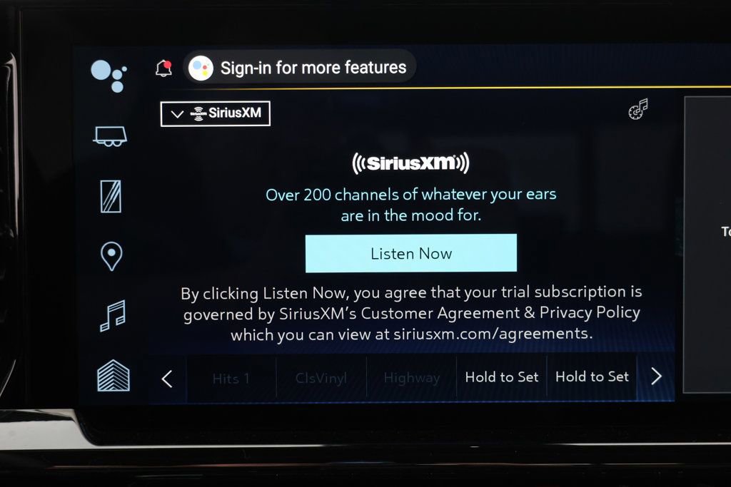 Used 2025 Chevrolet Silverado 1500 ZR2 w/ Technology Package image 16