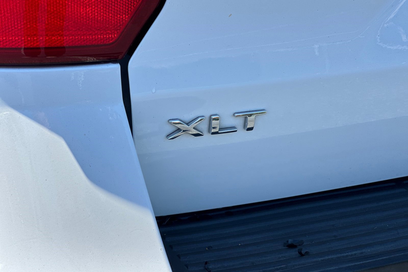 Used 2019 Ford Expedition XLT w/ Equipment Group 202A RWD image 23
