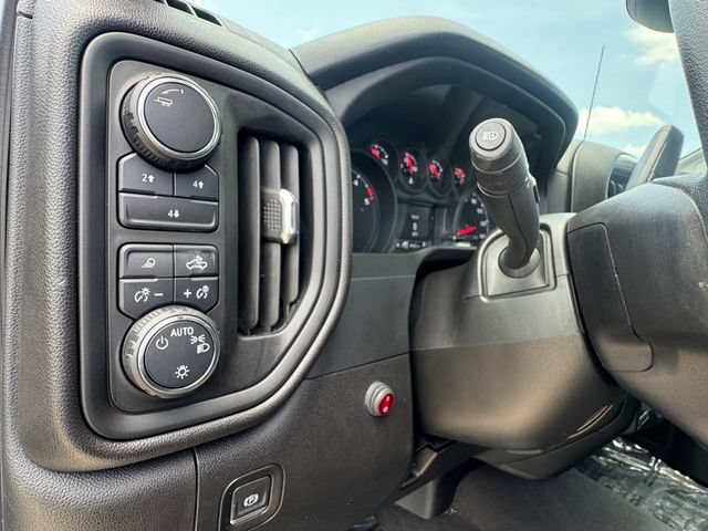 Used 2024 Chevrolet Silverado 2500 Custom w/ Custom Value Package AWD/4WD image 6
