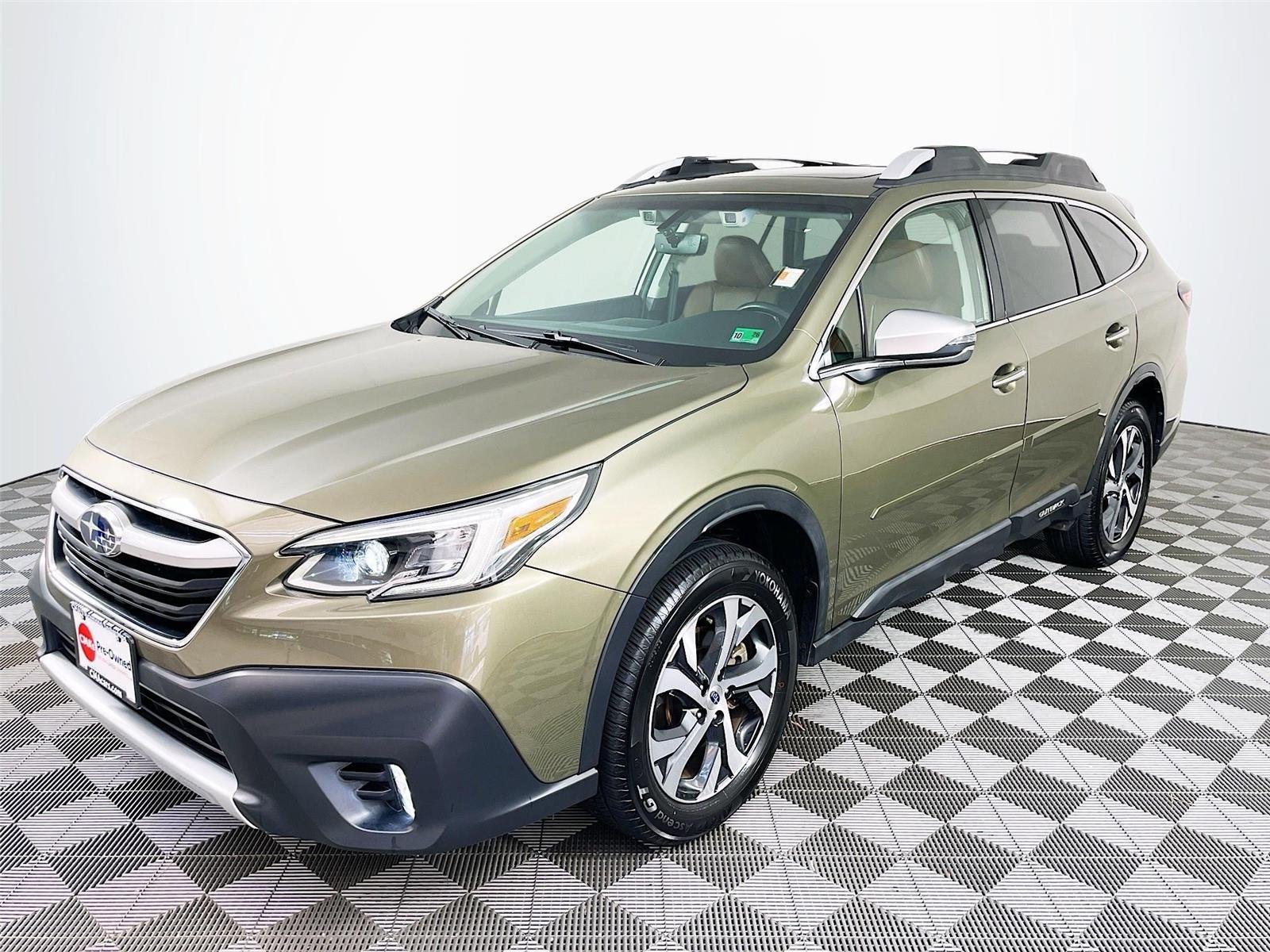 Certified 2021 Subaru Outback Touring XT AWD/4WD image 3