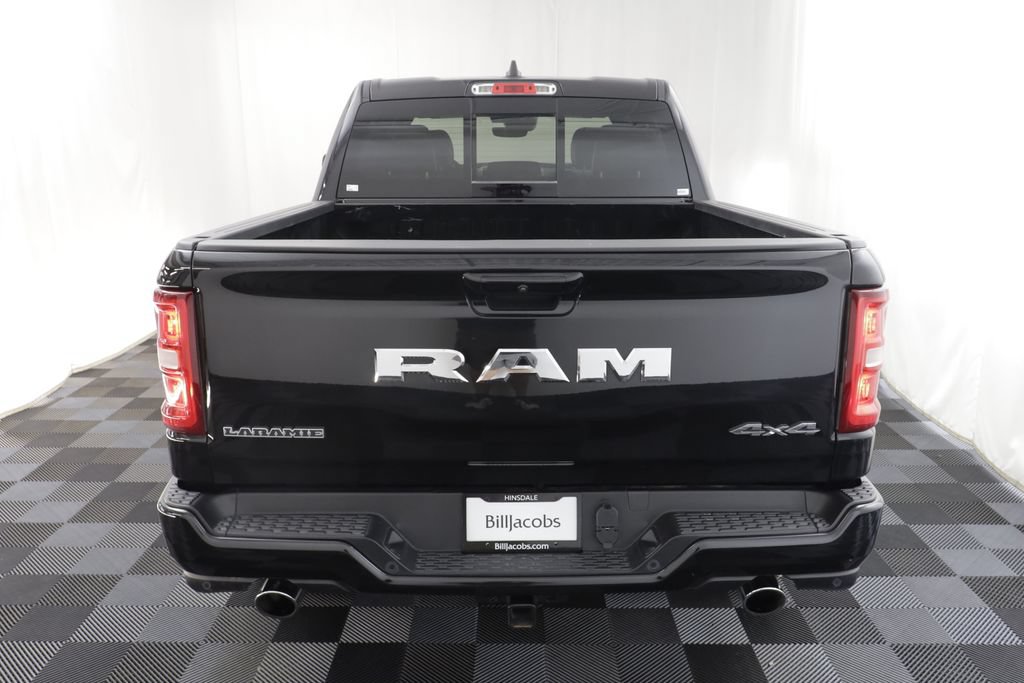 Used 2025 RAM 1500 Laramie w/ Sport Appearance Package AWD/4WD image 17