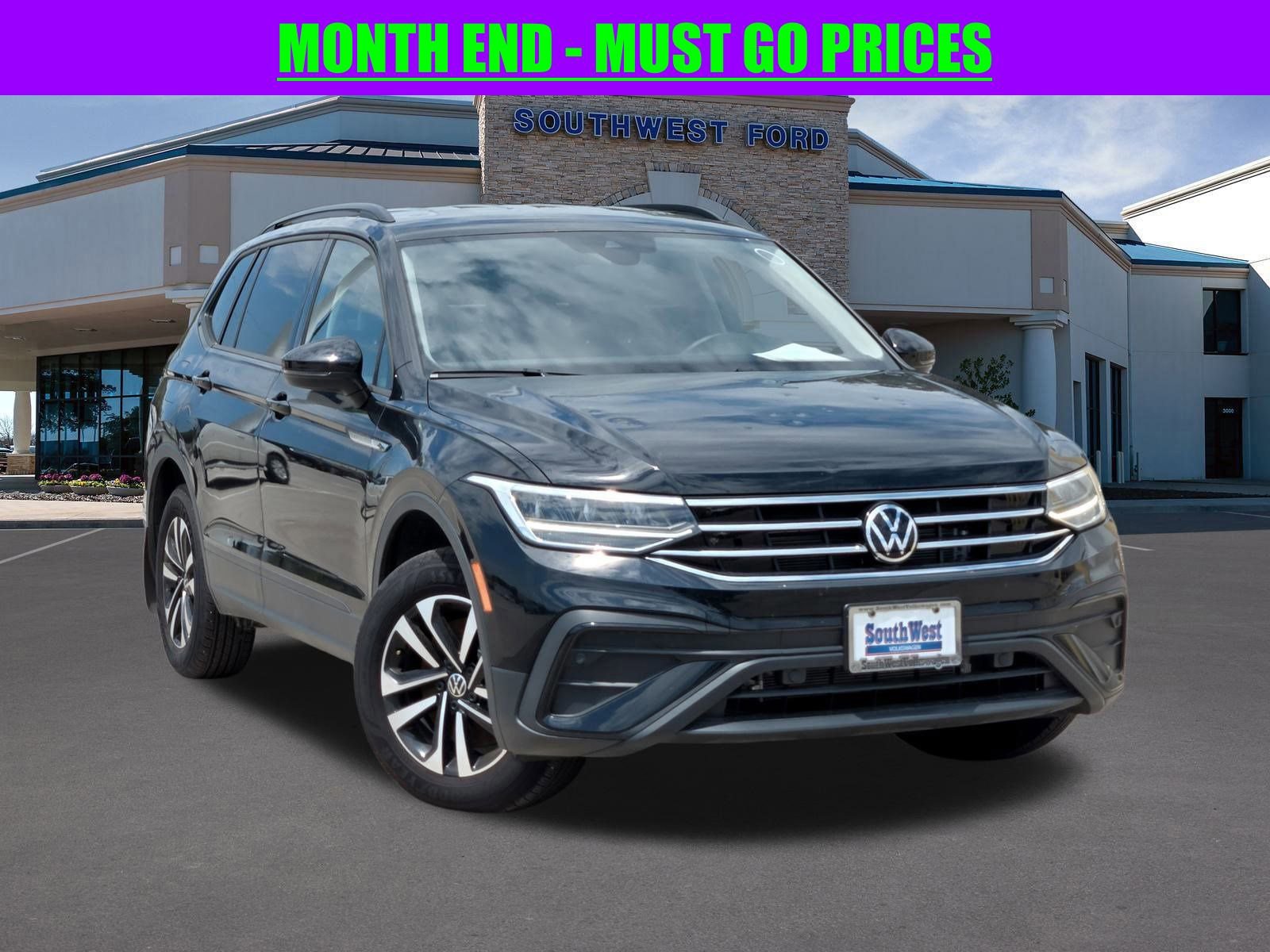 Used 2024 Volkswagen Tiguan S image 1