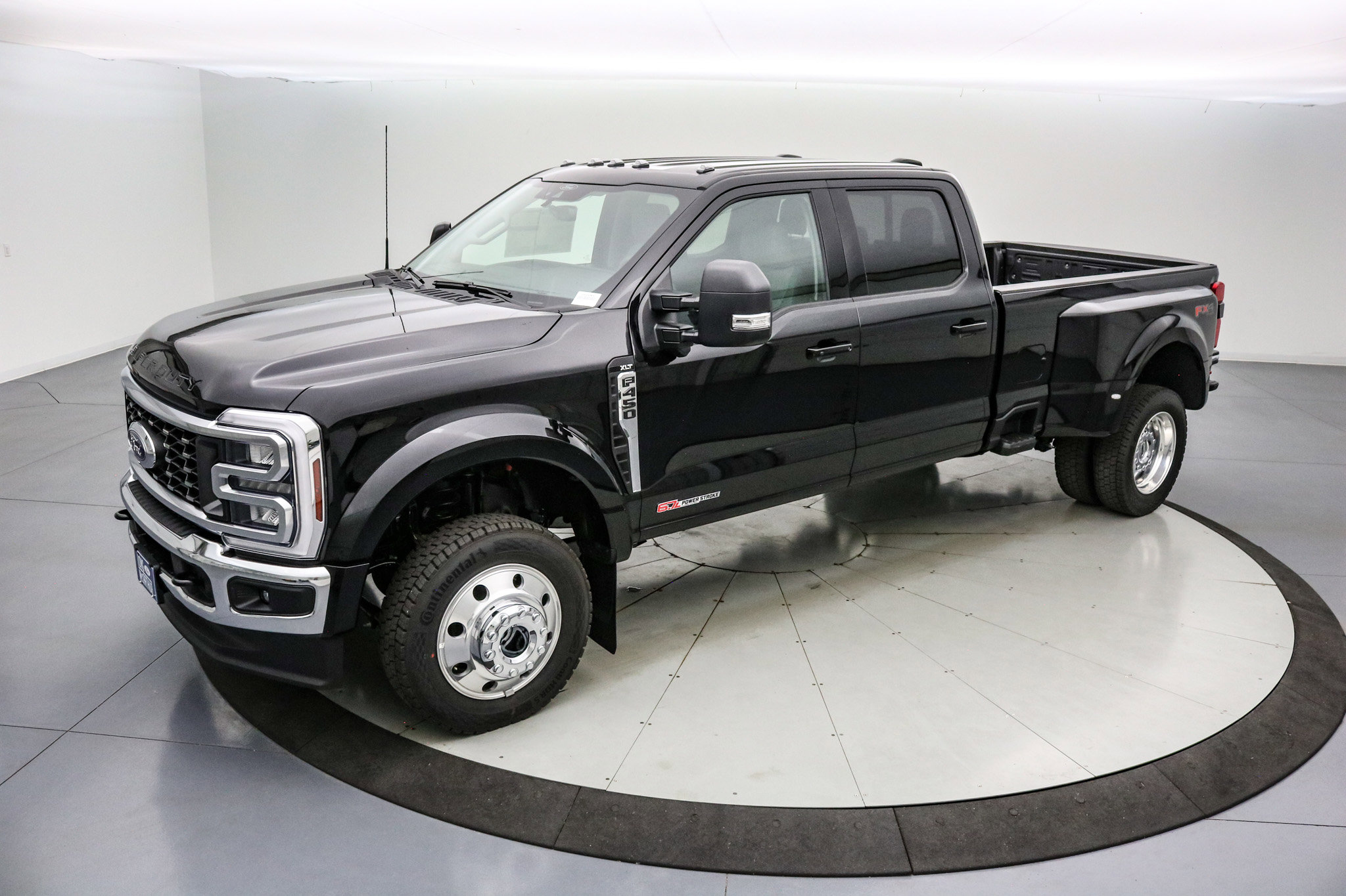 New 2026 Ford F450 XLT w/ XLT Premium Package image 9
