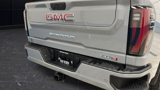 Used 2025 GMC Sierra 3500 AT4 w/ AT4 Premium Plus Package AWD/4WD image 44