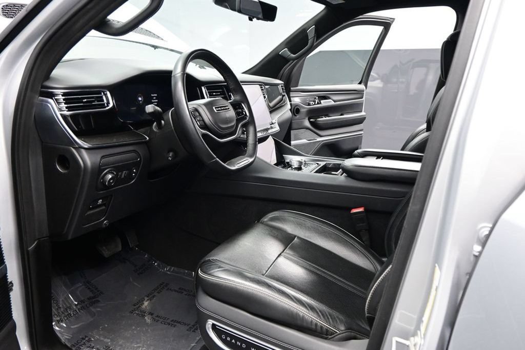 Used 2024 Jeep Grand Wagoneer Series II Obsidian w/ Quick Order Packagew 28T AWD/4WD image 11
