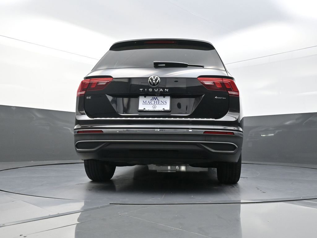 Used 2023 Volkswagen Tiguan SE w/ Panoramic Sunroof Package AWD/4WD image 26