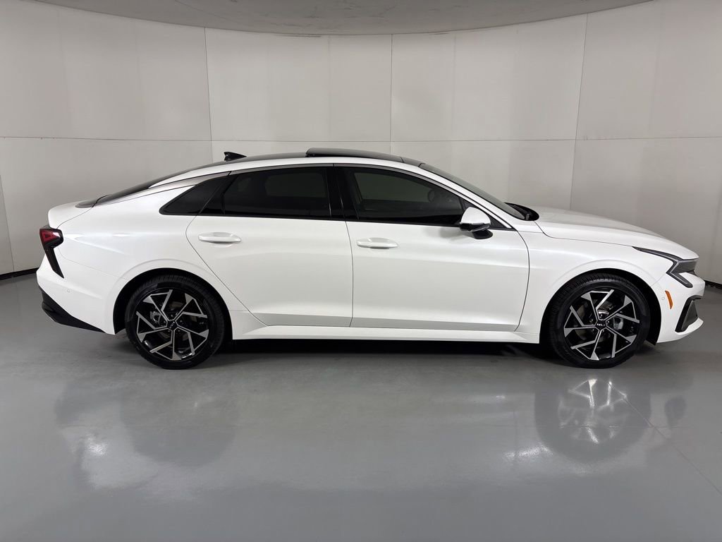 New 2026 Kia K5 EX image 9