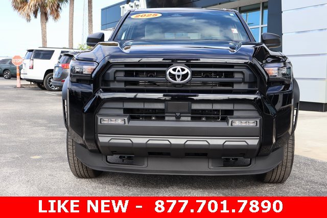 Used 2025 Toyota 4Runner SR5 image 3