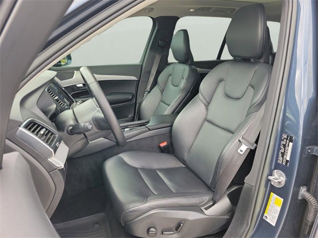 Used 2023 Volvo XC90 B5 Core image 17