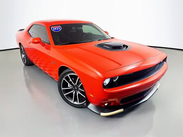 Used 2023 Dodge Challenger R/T w/ Plus Package RWD image 2