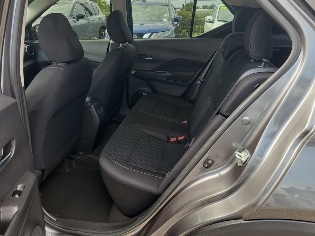 Certified 2022 Nissan Kicks SV FWD image 10