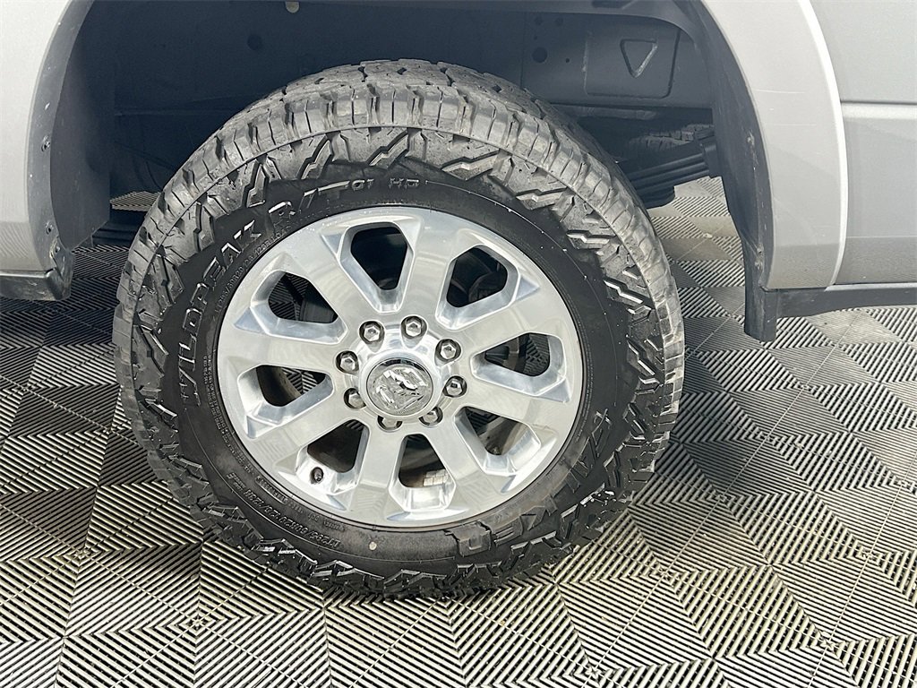 Used 2022 RAM 3500 Laramie image 34