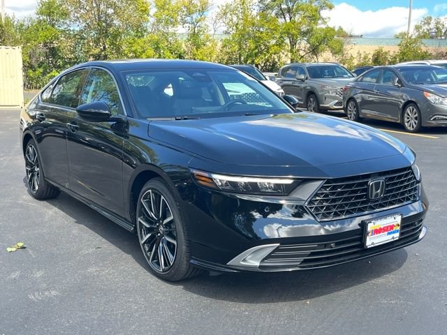 New 2025 Honda Accord Touring image 7