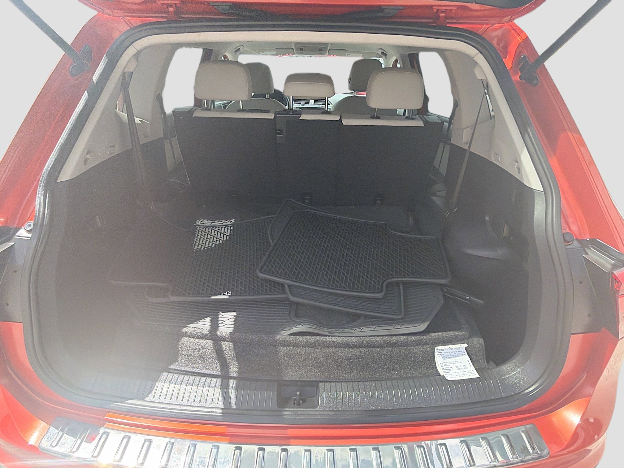 Used 2019 Volkswagen Tiguan SE image 24