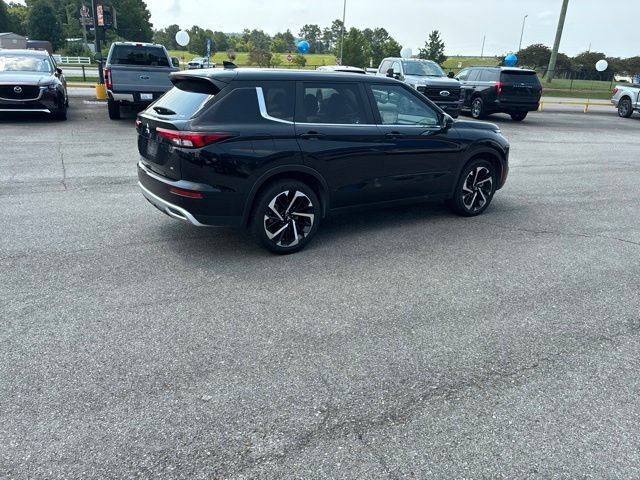 Used 2024 Mitsubishi Outlander SE AWD/4WD image 39