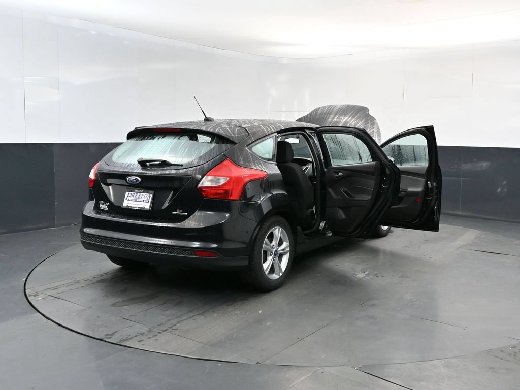 Used 2014 Ford Focus SE FWD image 29