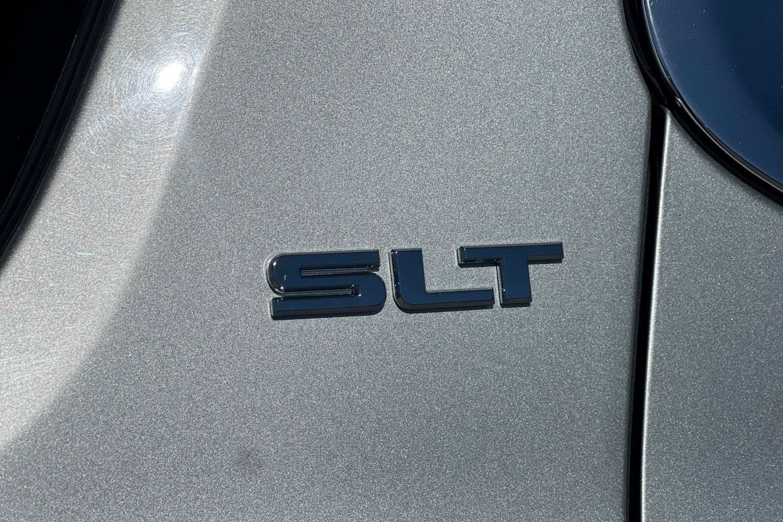 Used 2019 GMC Acadia SLT AWD/4WD image 24