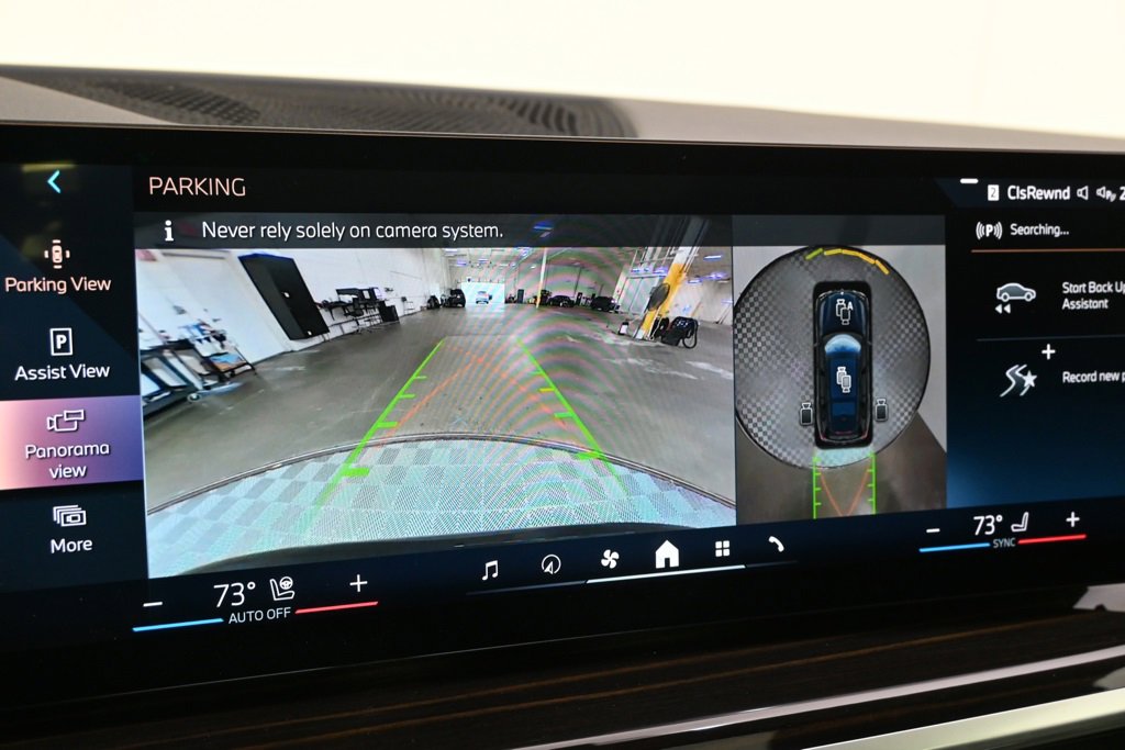 Used 2025 BMW X7 xDrive40i w/ M Sport Package image 29