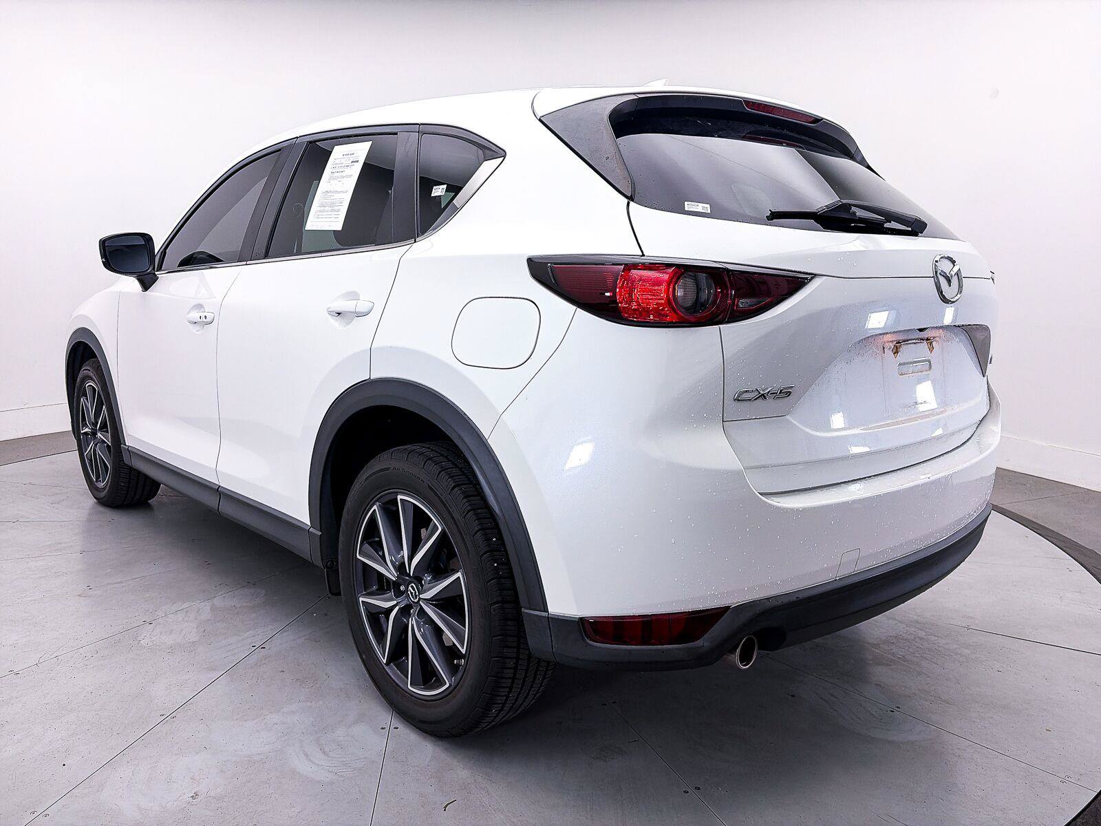 Used 2018 MAZDA CX-5 Touring w/ Preferred Equipment Package FWD image 10