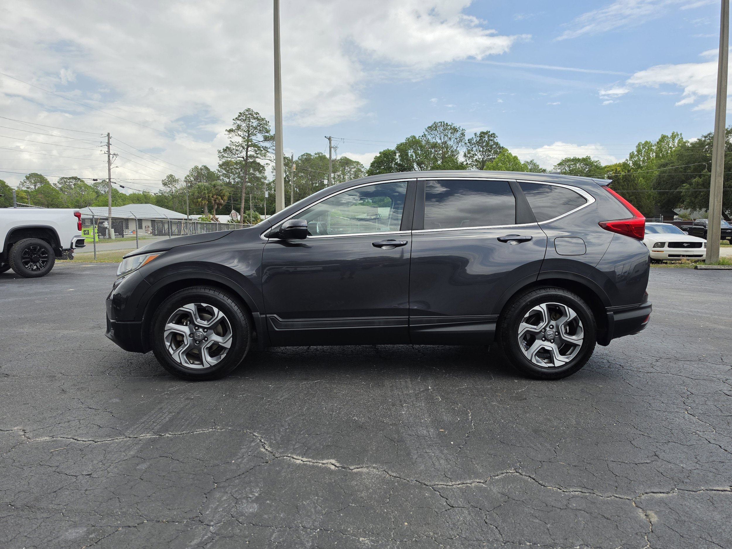 Used 2019 Honda CR-V EX-L image 7