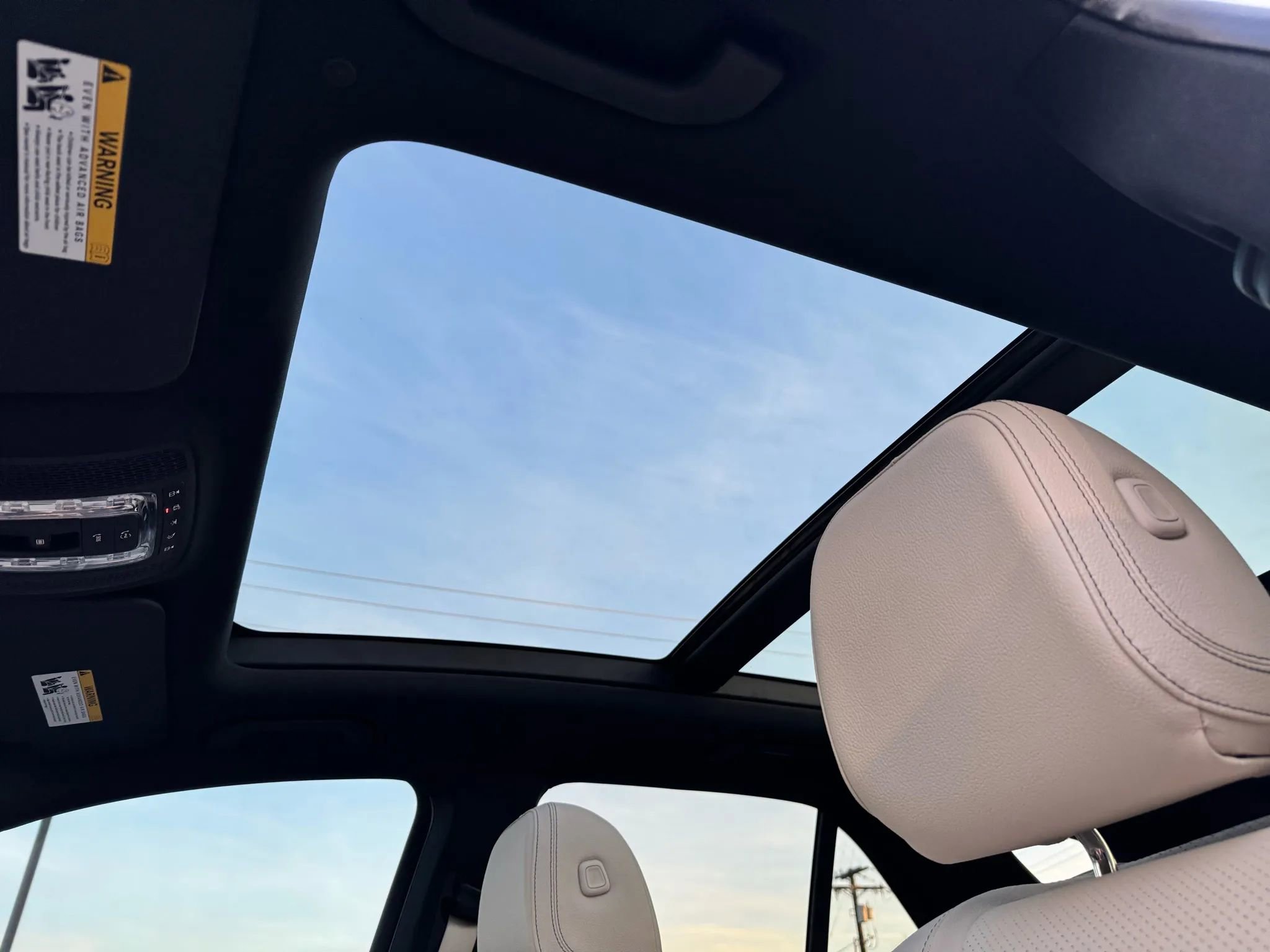 Used 2025 Mercedes-Benz GLE 450e 4MATIC w/ AMG Line Exterior image 45