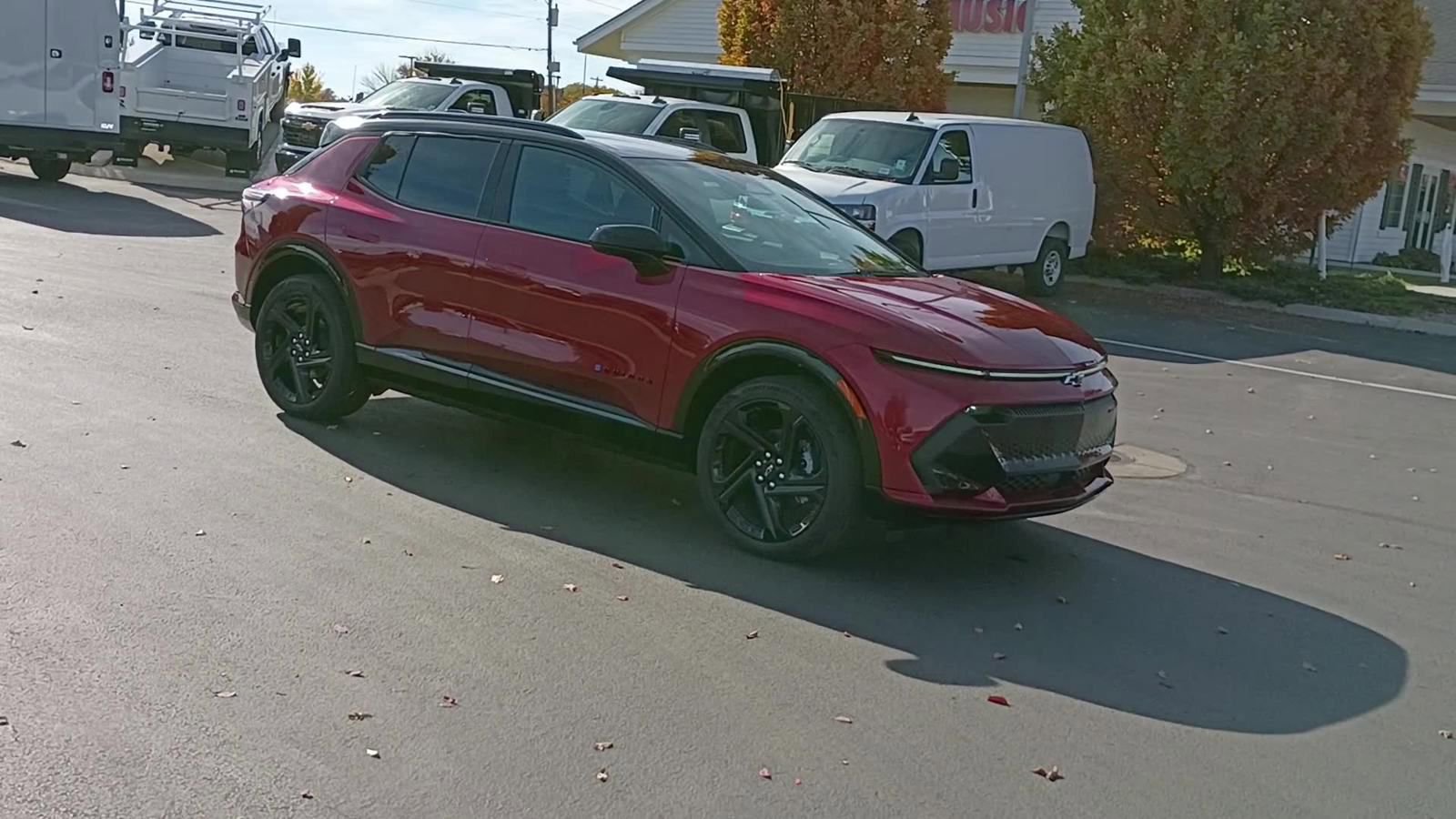 New 2026 Chevrolet Equinox EV RS image 3